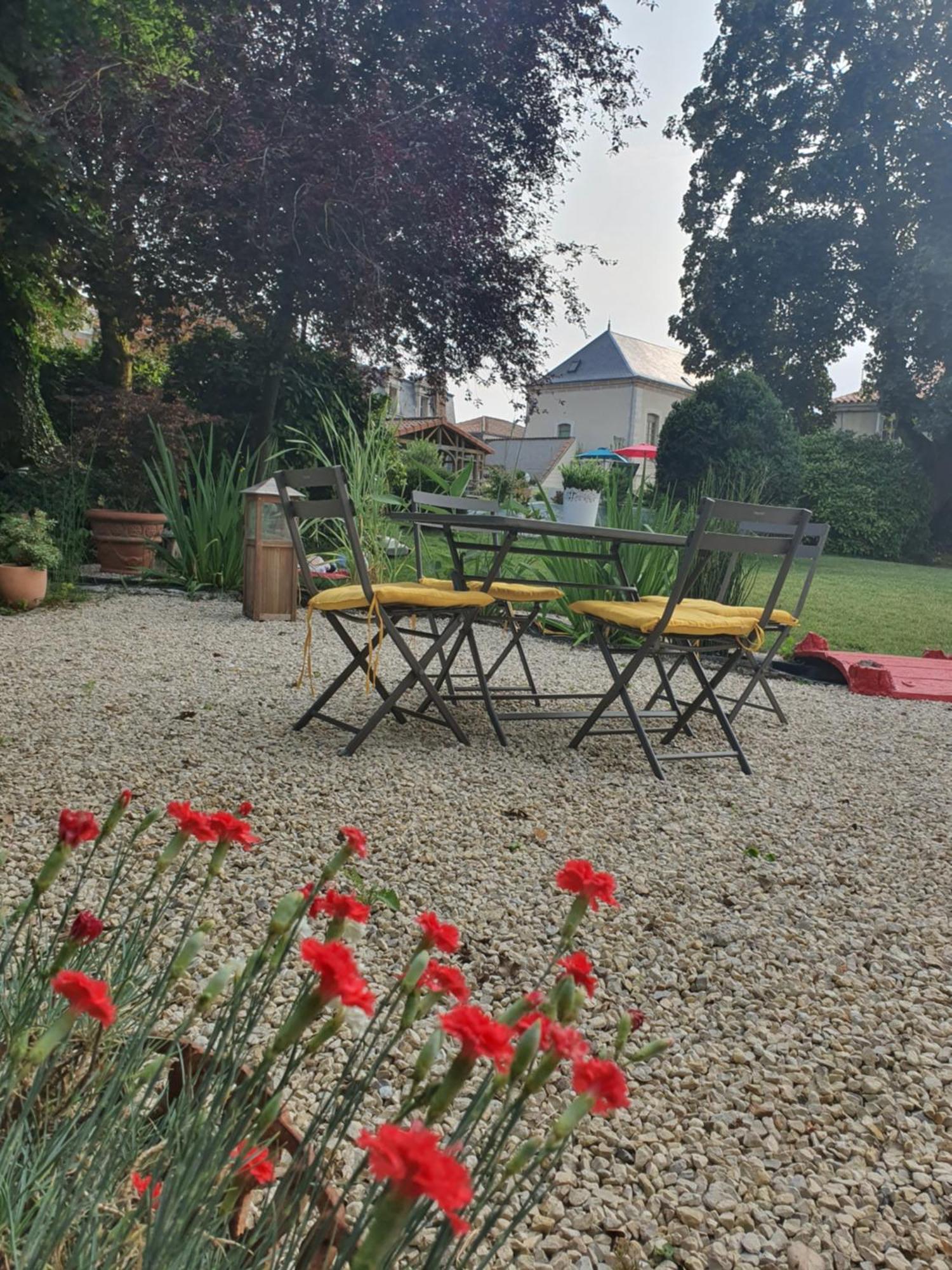 Les 5 Escales Bed and Breakfast Parthenay Buitenkant foto